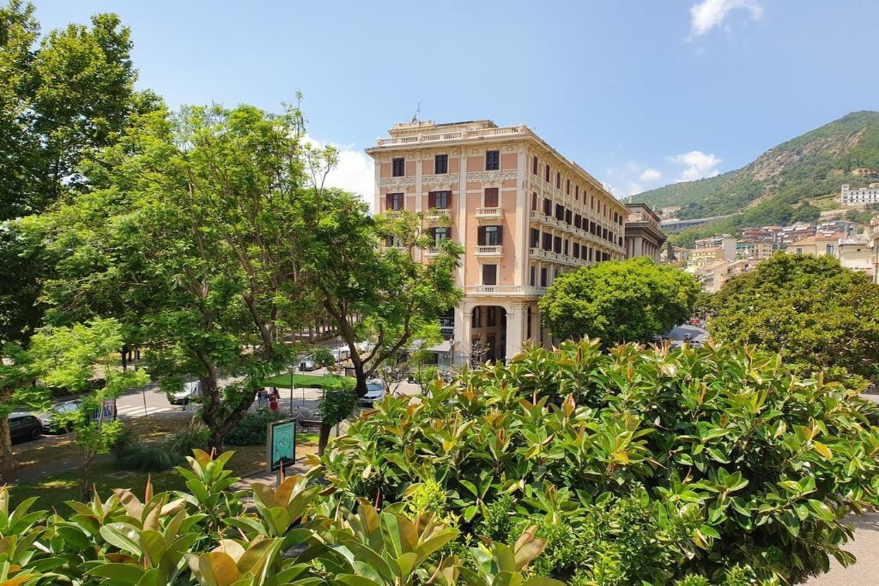 D'Angleterre Guest House Salerno Exterior photo