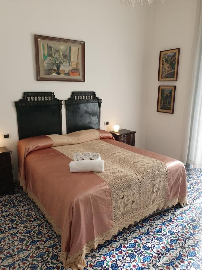 D'Angleterre Guest House Salerno Exterior photo