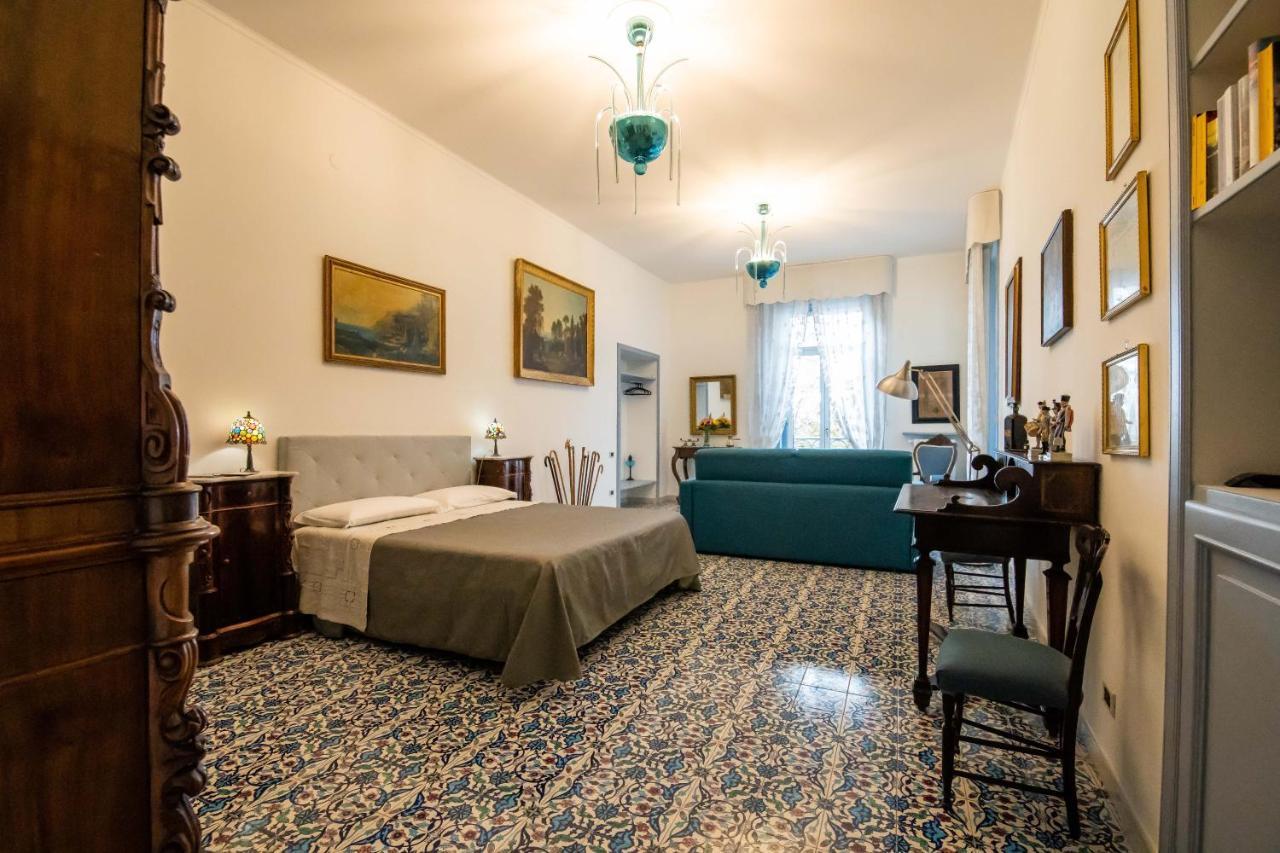 D'Angleterre Guest House Salerno Exterior photo