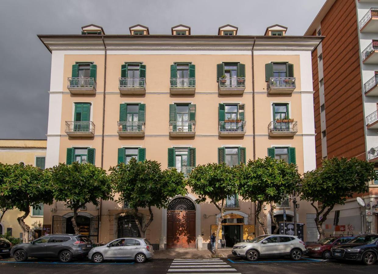 D'Angleterre Guest House Salerno Exterior photo