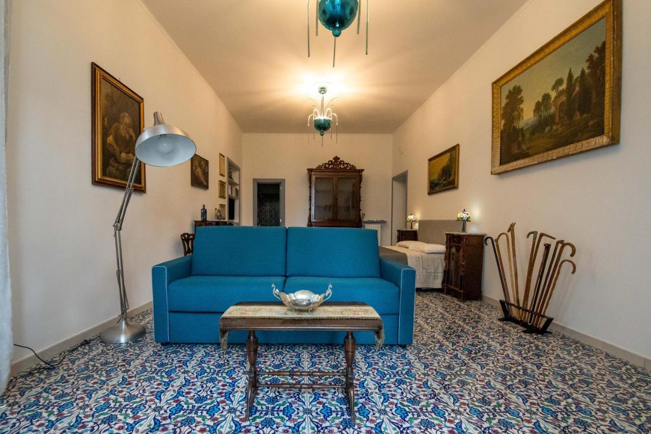 D'Angleterre Guest House Salerno Exterior photo