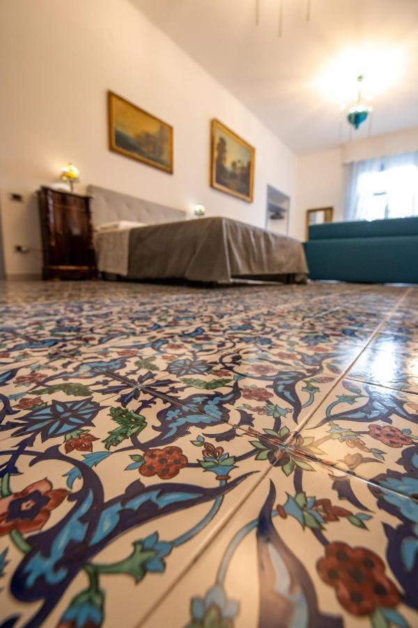D'Angleterre Guest House Salerno Exterior photo